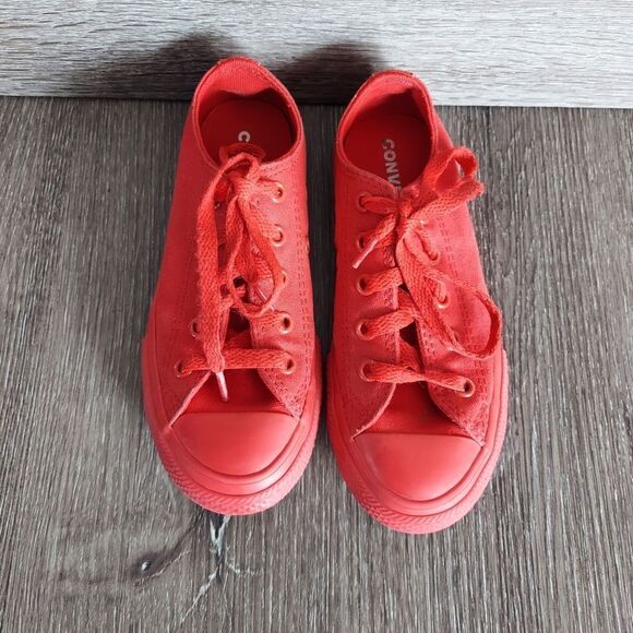 Converse Red Canvas Sneakers with Classic Design - Picture 3 of 8